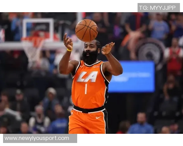 哈登盛赞小卡为时代天才球员其投篮机会掌握在自己手中