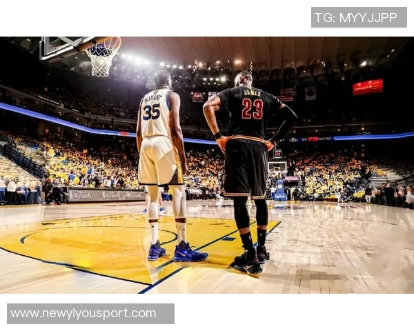 杜兰特期待圣诞大战对阵湖人历史悠久的球队令人兴奋不已