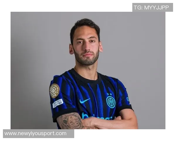 国米官方宣布恰尔汗奥卢左小腿肌肉拉伤将进行伤情评估