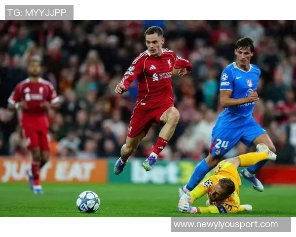 维尔茨精准助攻被加克波失误破坏赛场瞬间引发热议