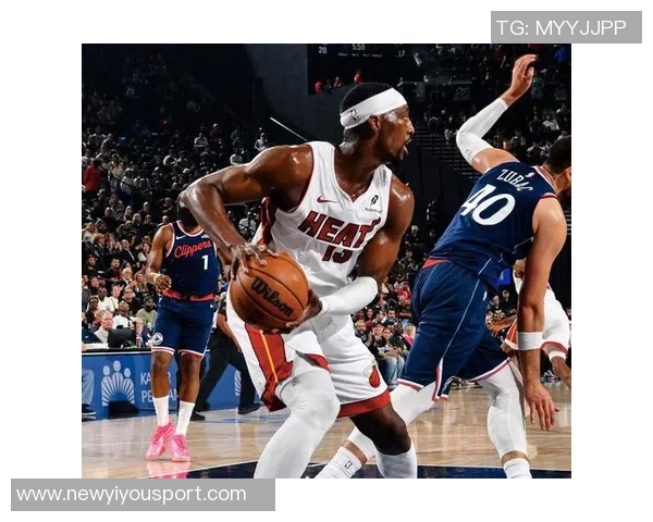 莱昂纳德下半场未首发巴图姆替补出场引发热议