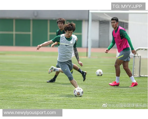 国安冲突背后真相王刚遭推搡曹永竞勇敢出头引发争议